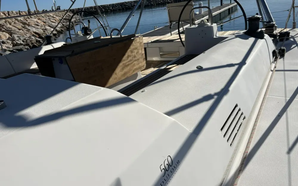 slider 13 Dufour  560 Grand Large - null