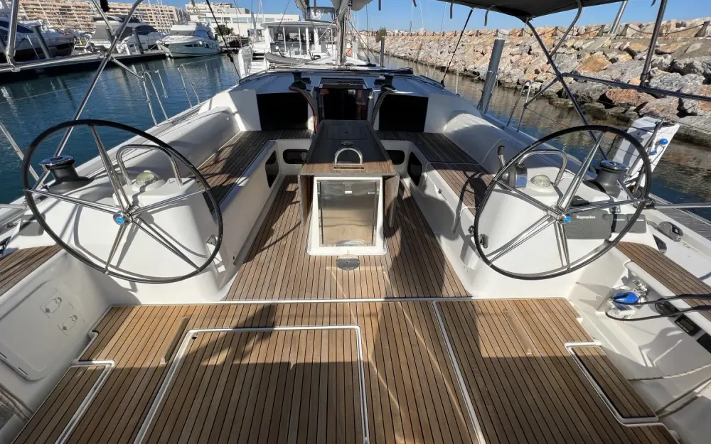 slider 14 Dufour  560 Grand Large - null