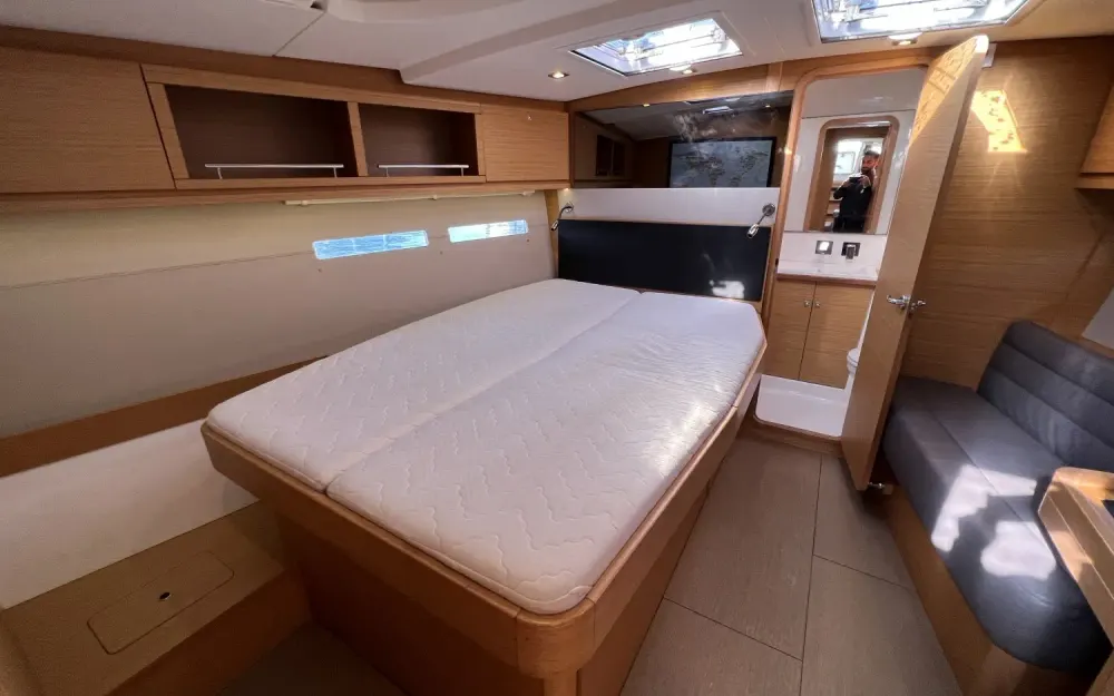 slider 32 Dufour  560 Grand Large - null