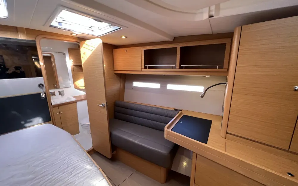 slider 34 Dufour  560 Grand Large - null