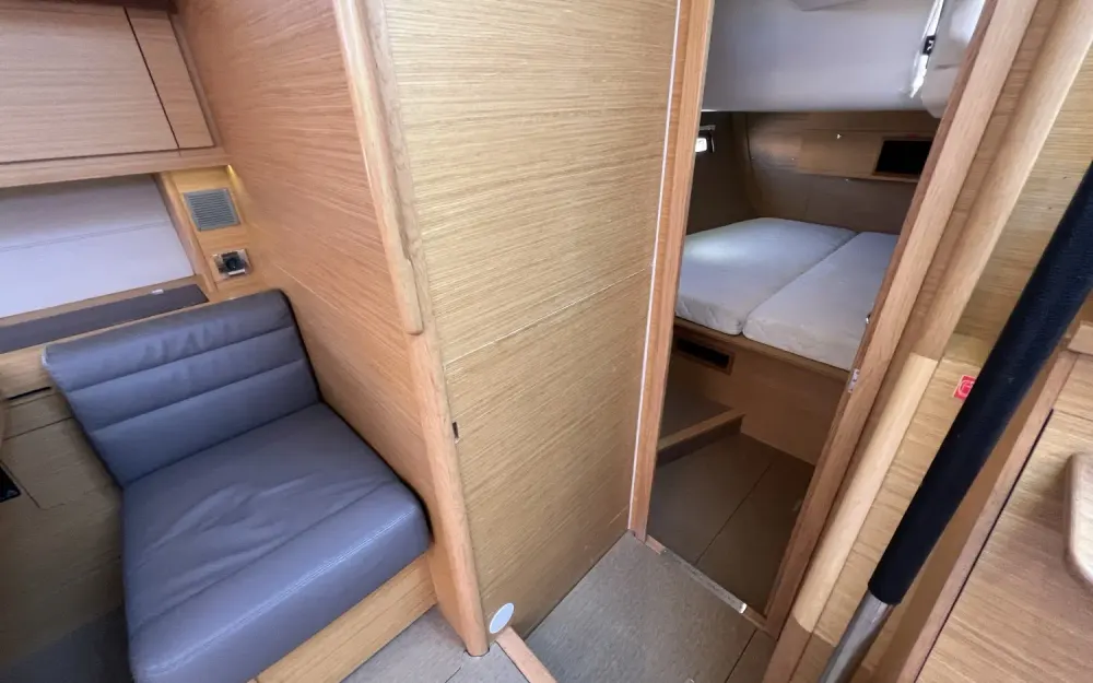 slider 43 Dufour  560 Grand Large - null