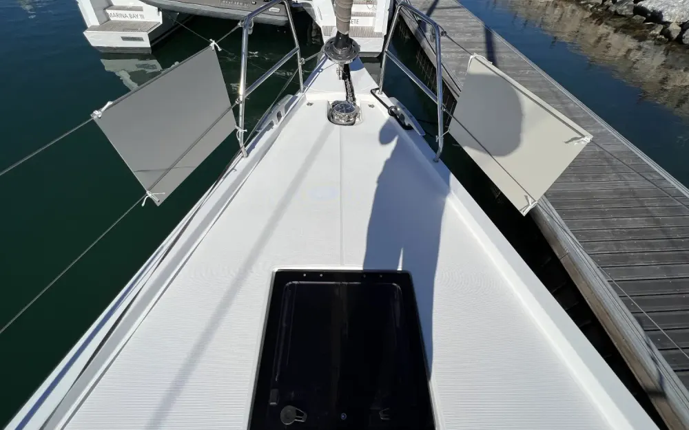 slider 8 Dufour  560 Grand Large - null
