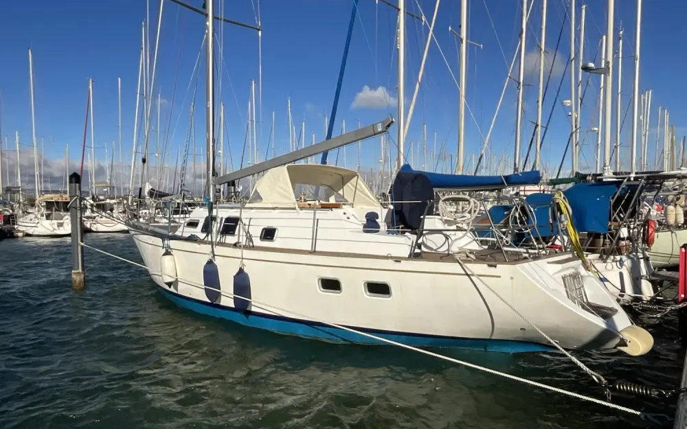 DufourDufour 12000 CT