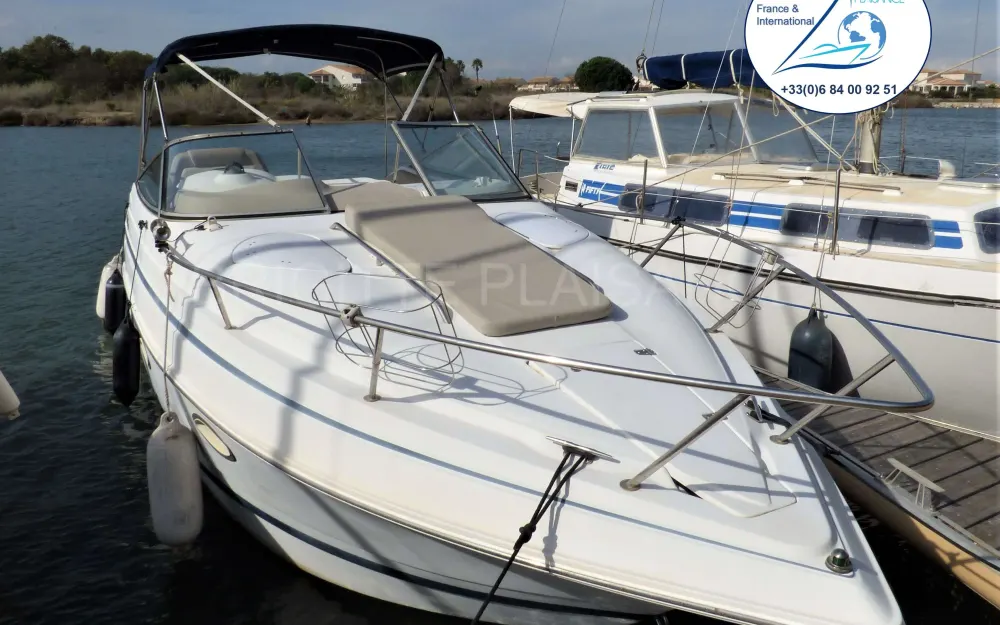 Chris CraftExpress Cruiser 268