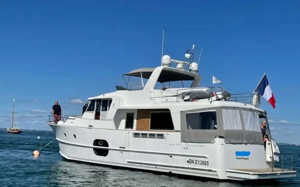 slider 0 Beneteau Swift Trawler 52