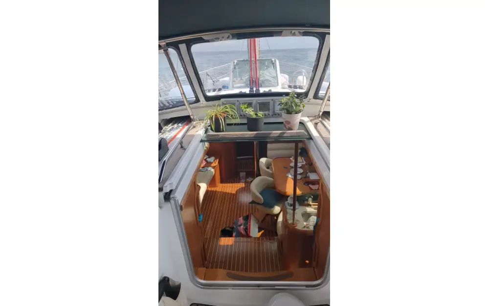 slider 10 Jeanneau Sun Odyssey 49 DS