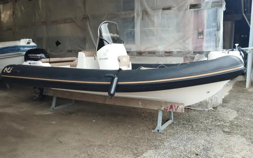 slider 0 Nuova Jolly NJ 650 XL