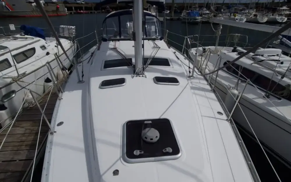 slider 10 Beneteau Oceanis 343 Clipper