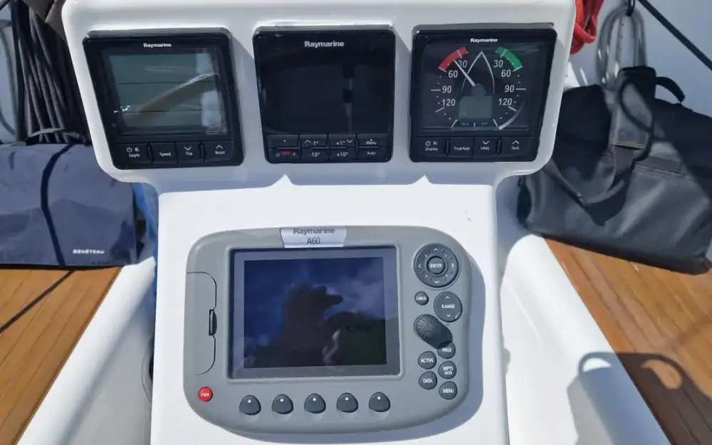 slider 2 Beneteau Oceanis 343 Clipper