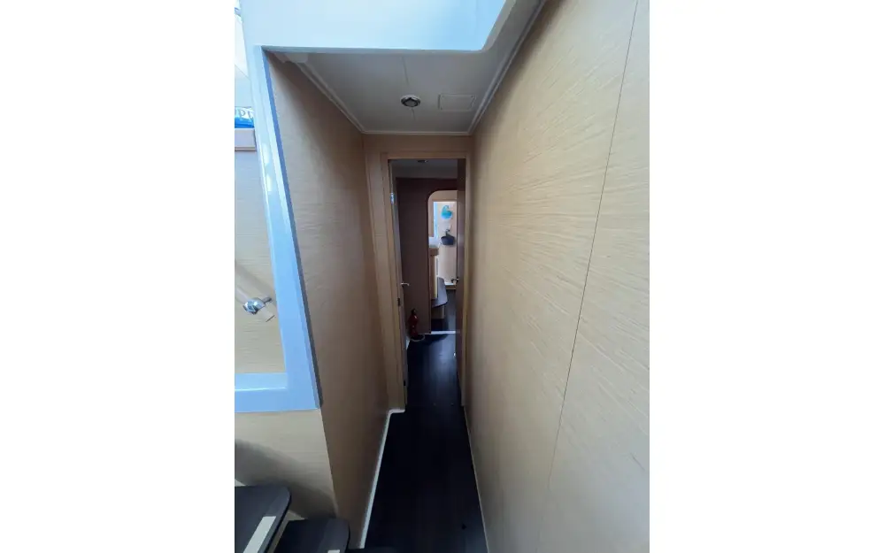 slider 38 Lagoon  420