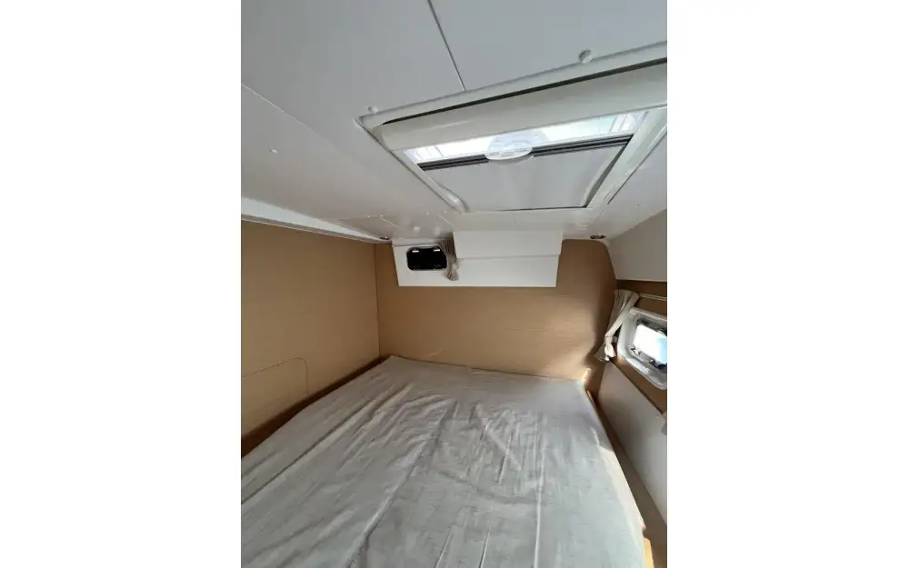 slider 52 Lagoon  420