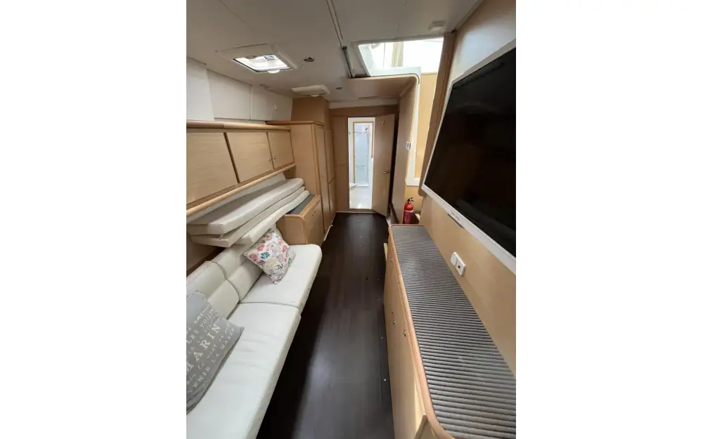 slider 53 Lagoon  420