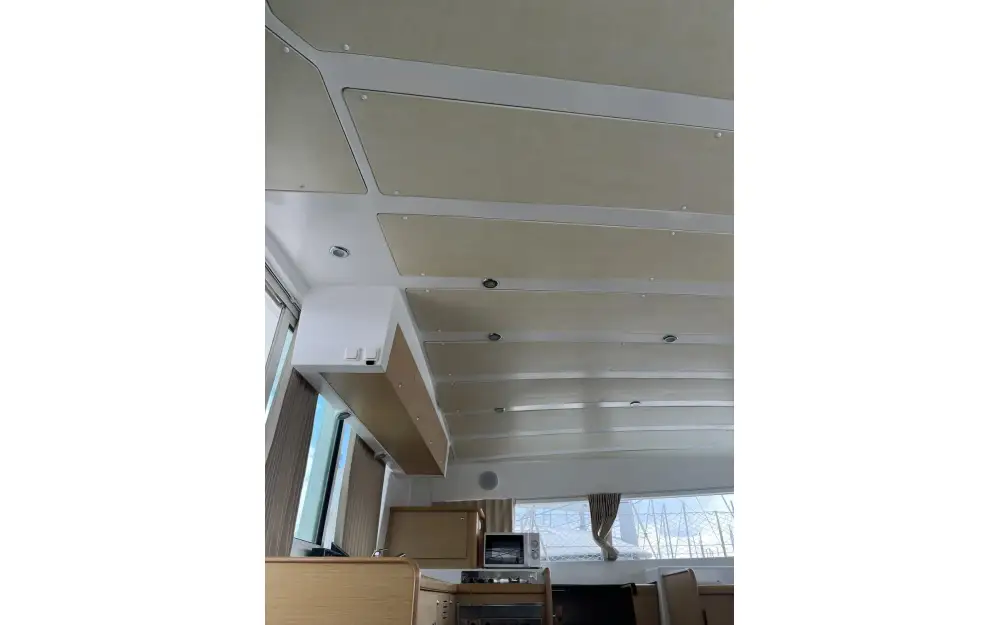 slider 62 Lagoon  420