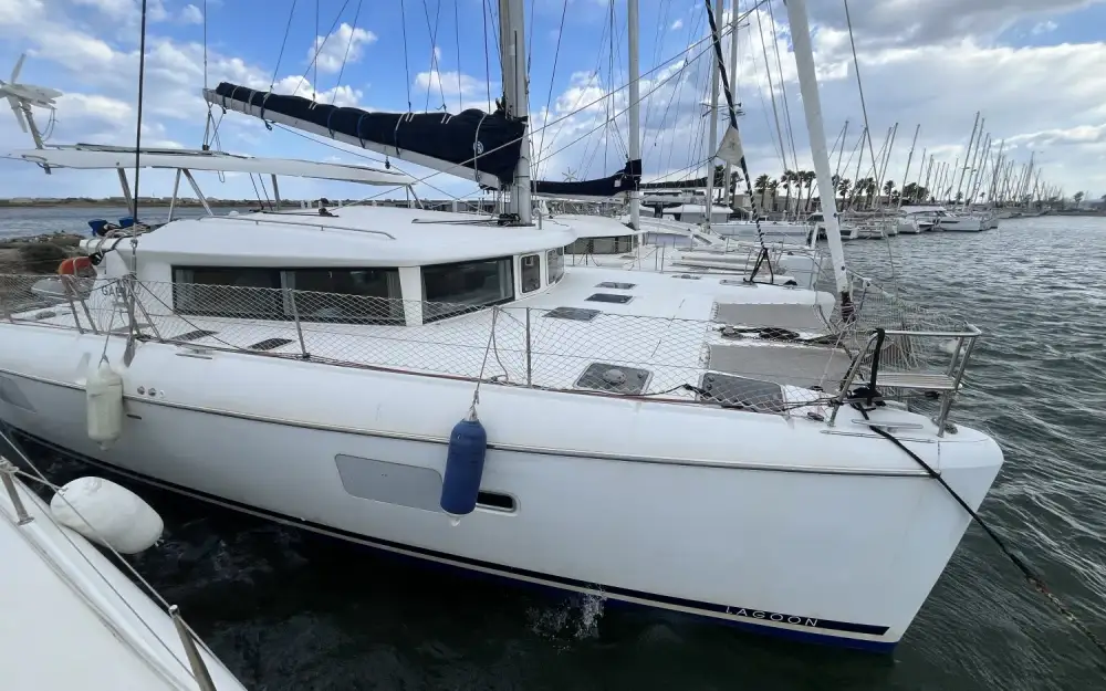 slider 64 Lagoon  420