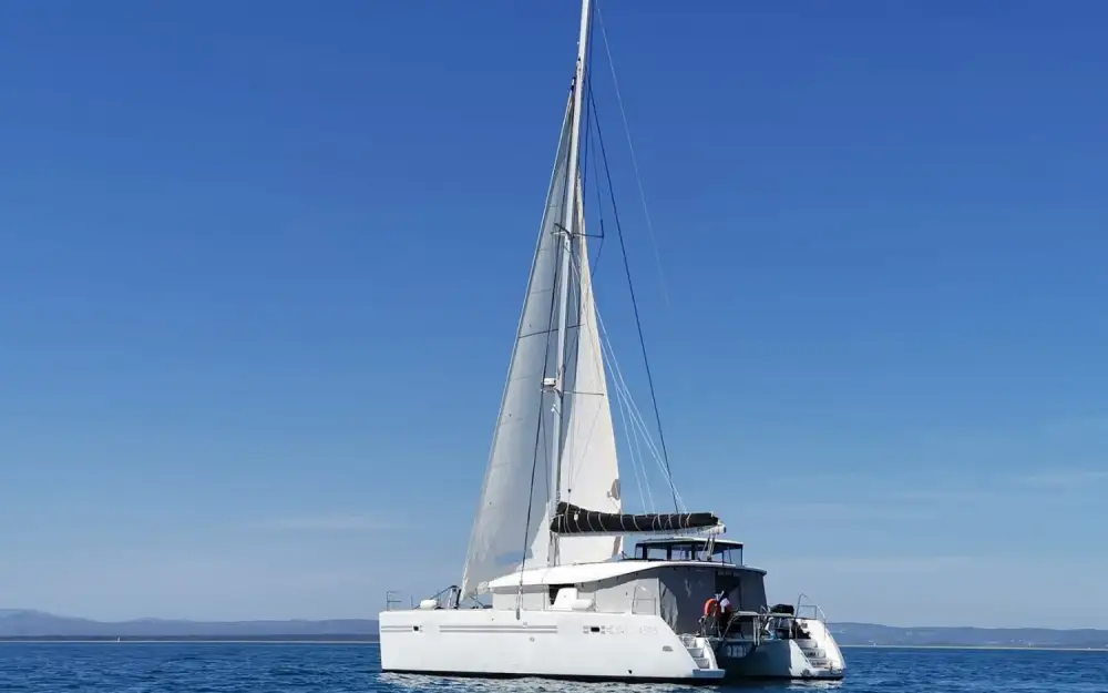 slider 0 Lagoon  450 Sport Top