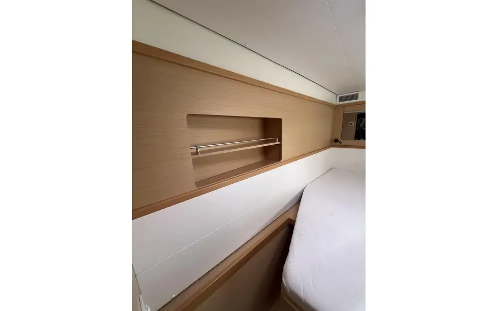 slider 30 Lagoon  450 Sport Top
