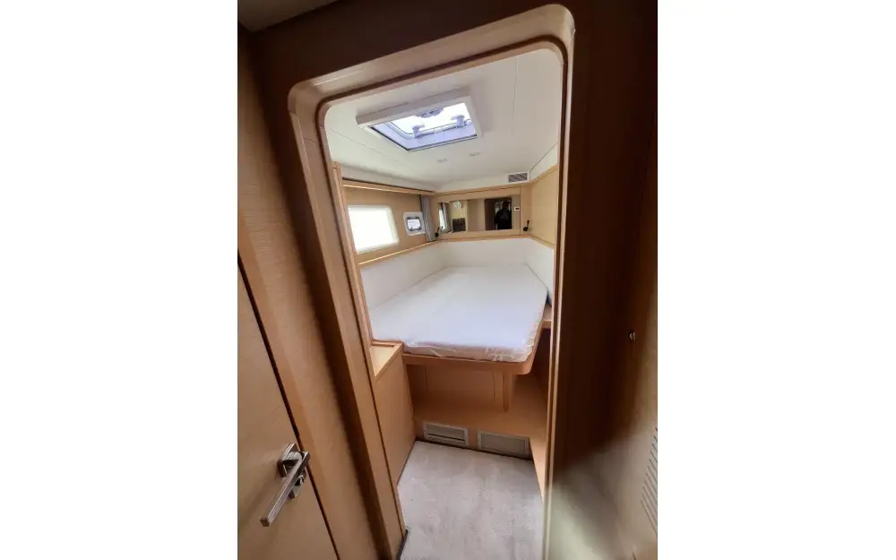 slider 44 Lagoon  450 Sport Top