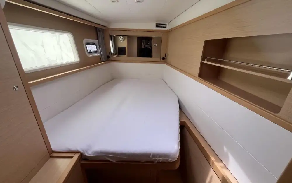 slider 45 Lagoon  450 Sport Top