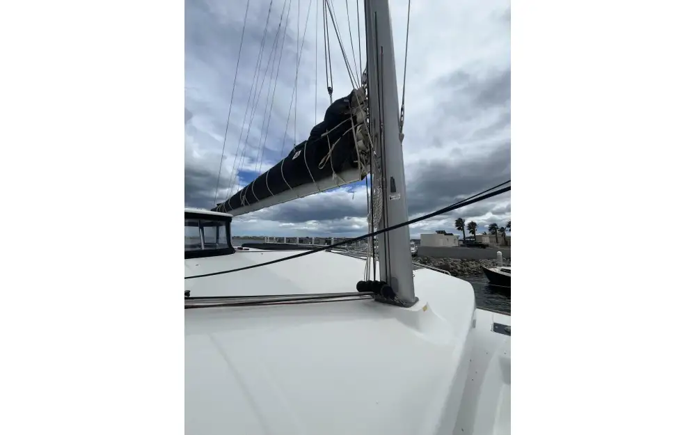 slider 59 Lagoon  450 Sport Top