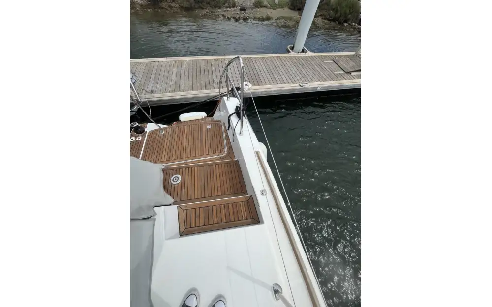 slider 73 Lagoon  450 Sport Top