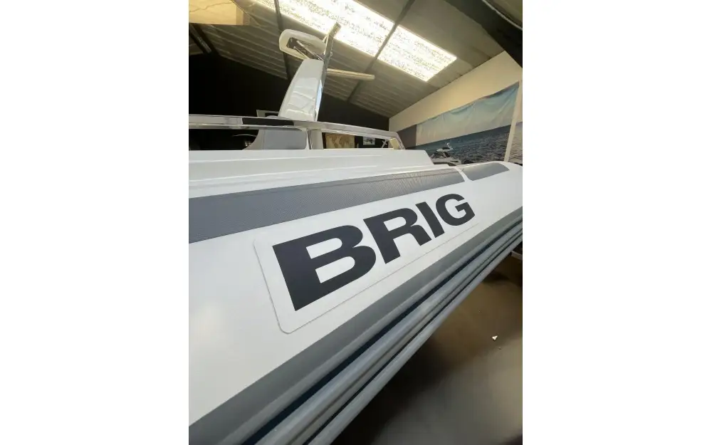 slider 4 Brig Eagle 6.7