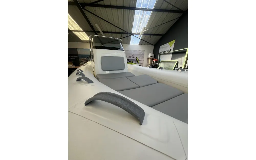 slider 6 Brig Eagle 6.7 - null