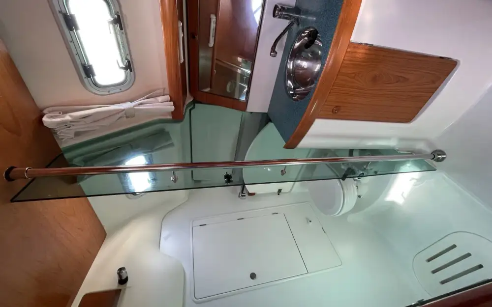slider 10 Jeanneau Sun Odyssey 37