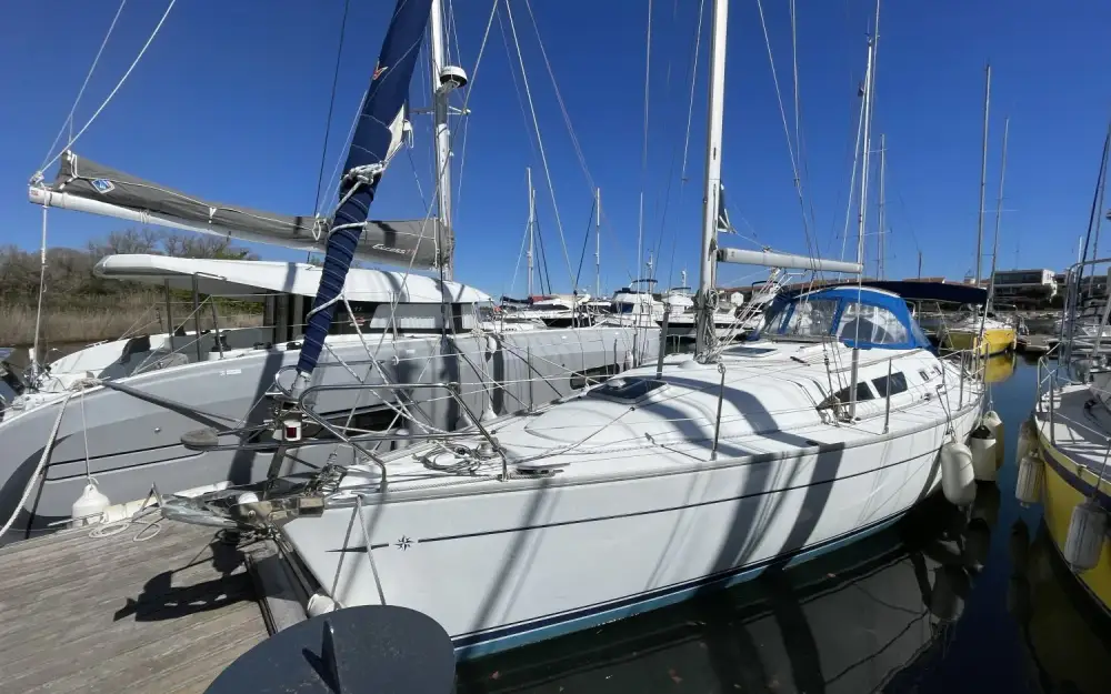 slider 1 Jeanneau Sun Odyssey 37