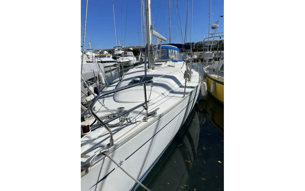 slider 2 Jeanneau Sun Odyssey 37