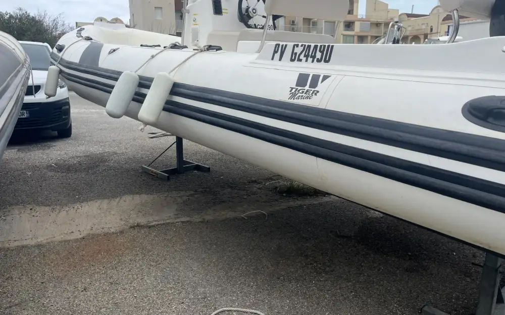 slider 3 Tiger Marine Tiger 650 Open