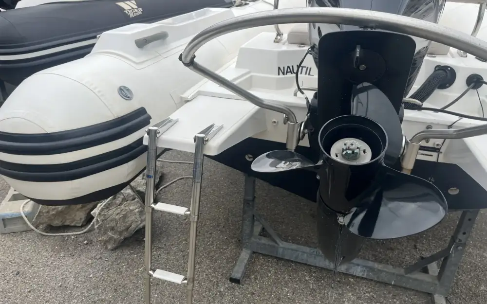 slider 7 Tiger Marine Tiger 650 Open