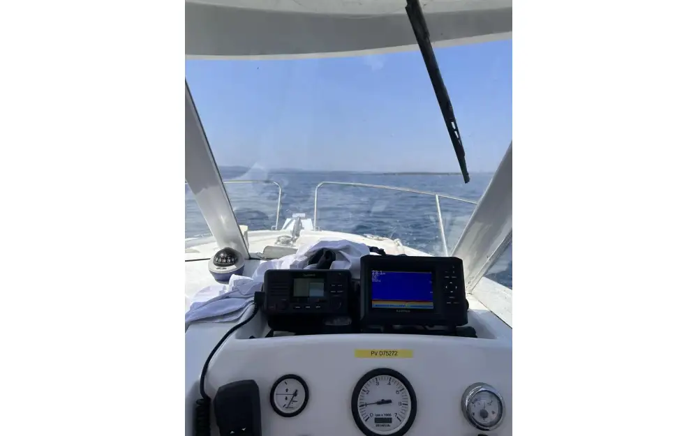 slider 1 Beneteau Antares 620