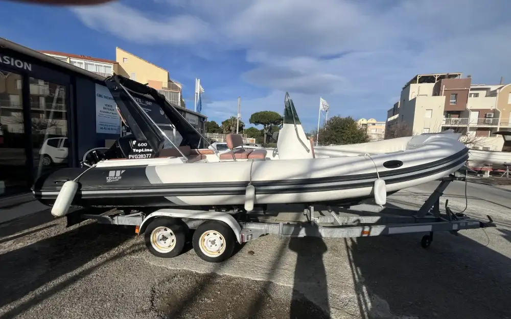 slider 10 Tiger Marine Top Line 600