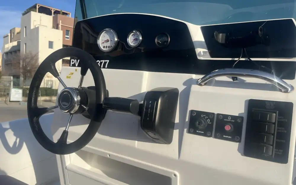 slider 14 Tiger Marine Top Line 600