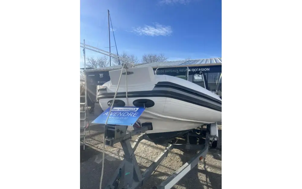 slider 8 Tiger Marine Top Line 600