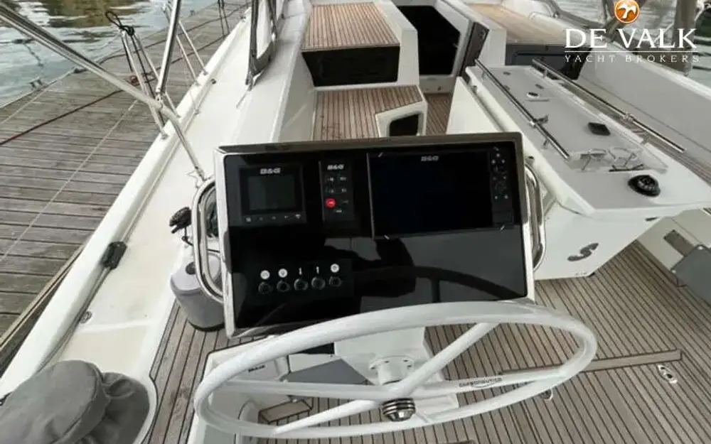 slider 6 Beneteau Oceanis 51.1