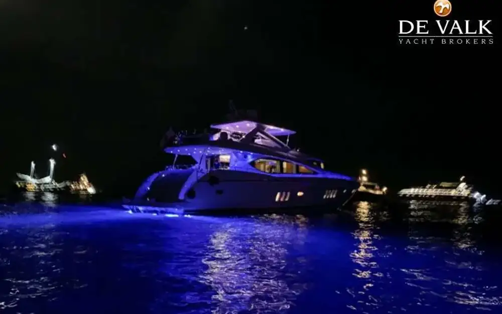 slider 17 Sunseeker Yacht 86