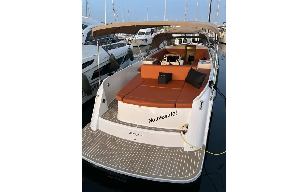 InterboatIntender 950 Convertible