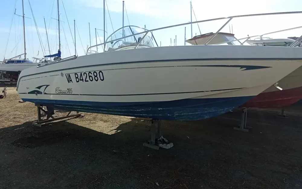 JeanneauCap Camarat 705 CC