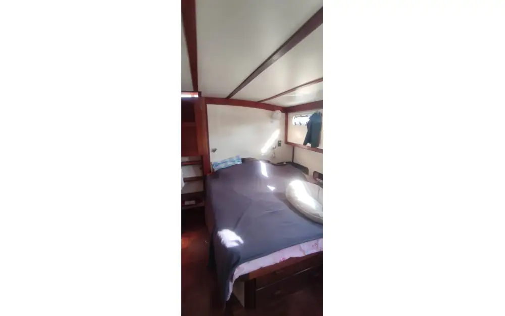 slider 22 Grand Banks  42