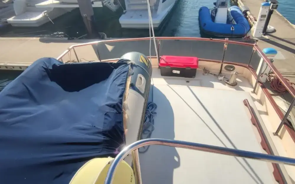 slider 36 Grand Banks  42