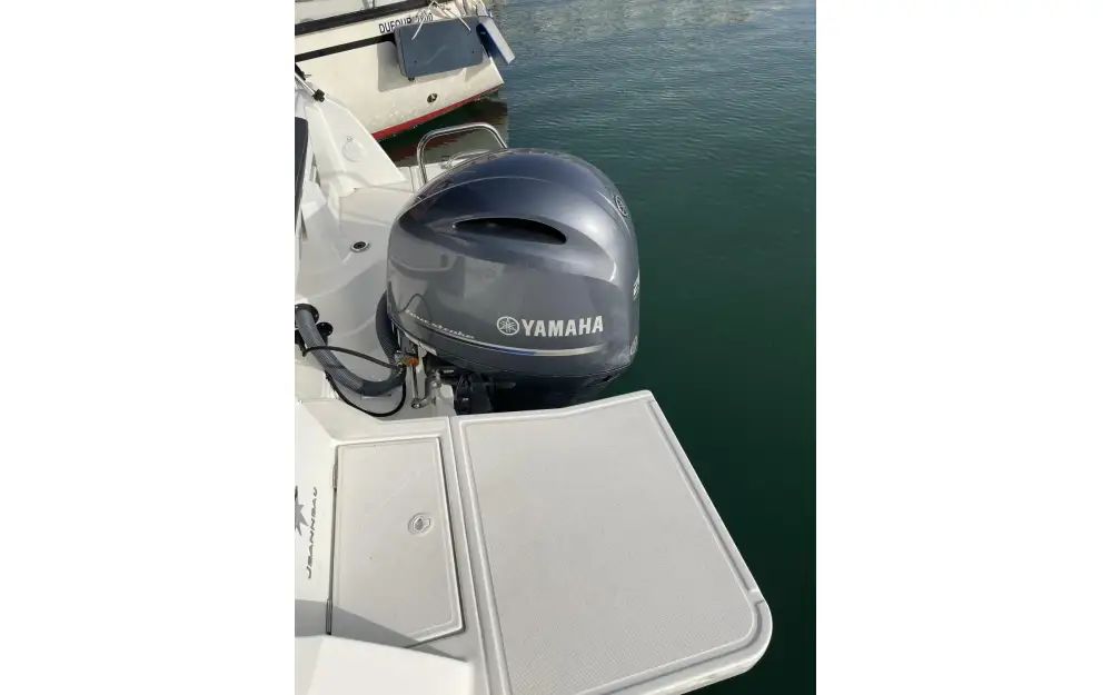 slider 7 Jeanneau Merry Fisher 795 Serie 2