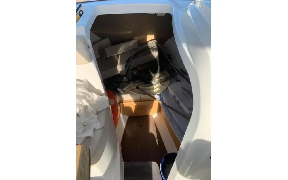 slider 10 Beneteau Antares 580