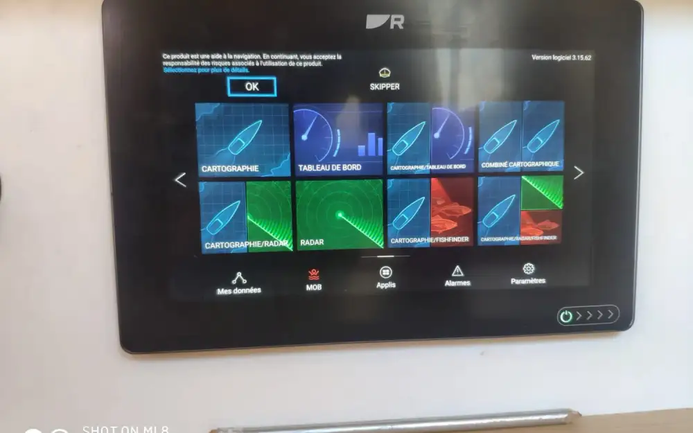 slider 7 Beneteau First 35