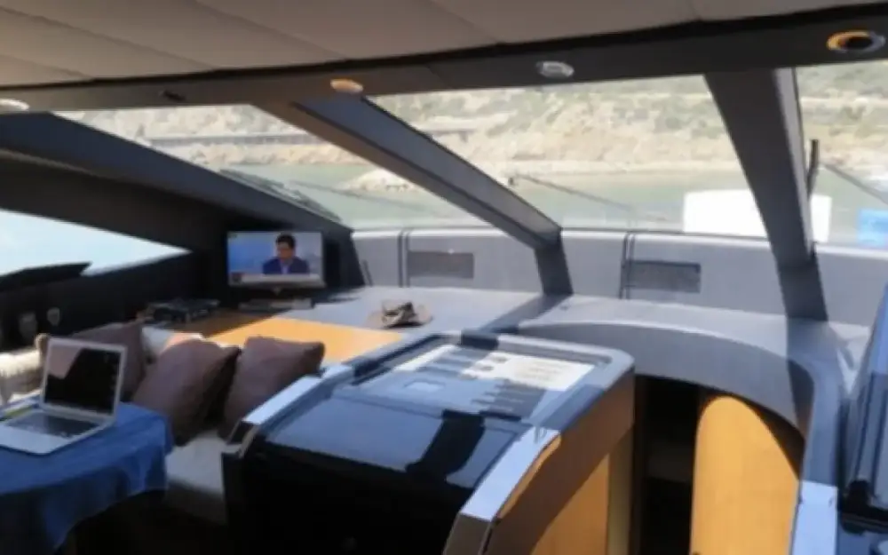 slider 10 Riva Opera 85