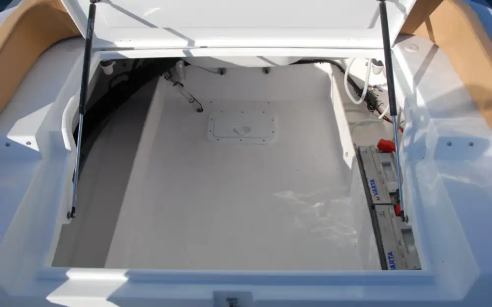 slider 7 MV Marine  650