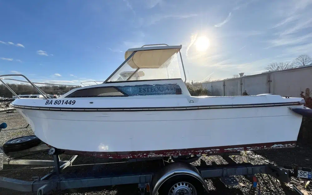 slider 1 Jeanneau Esteou 530