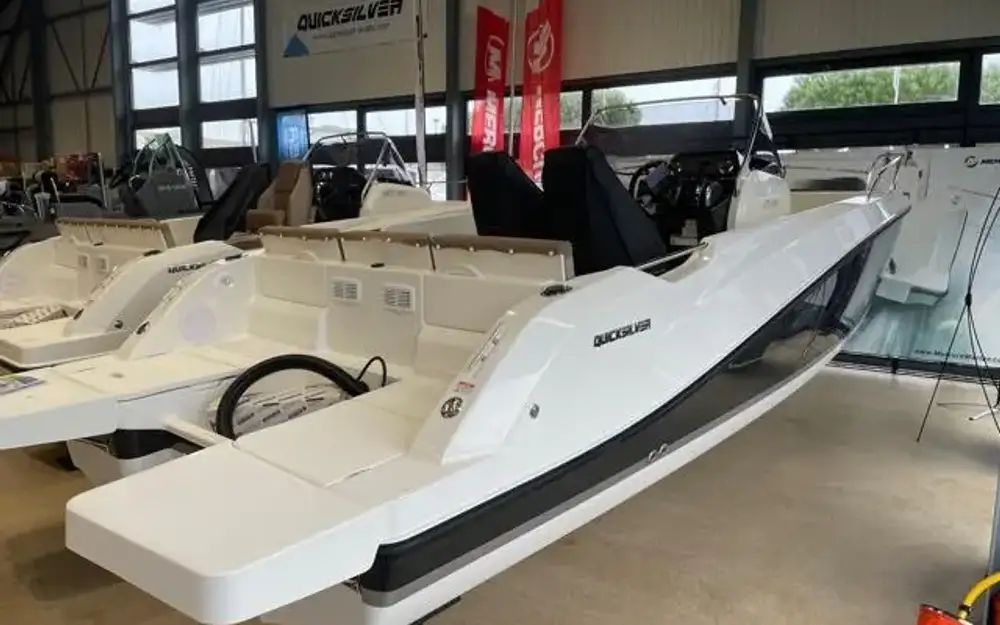 slider 0 Quicksilver Activ 675 Open