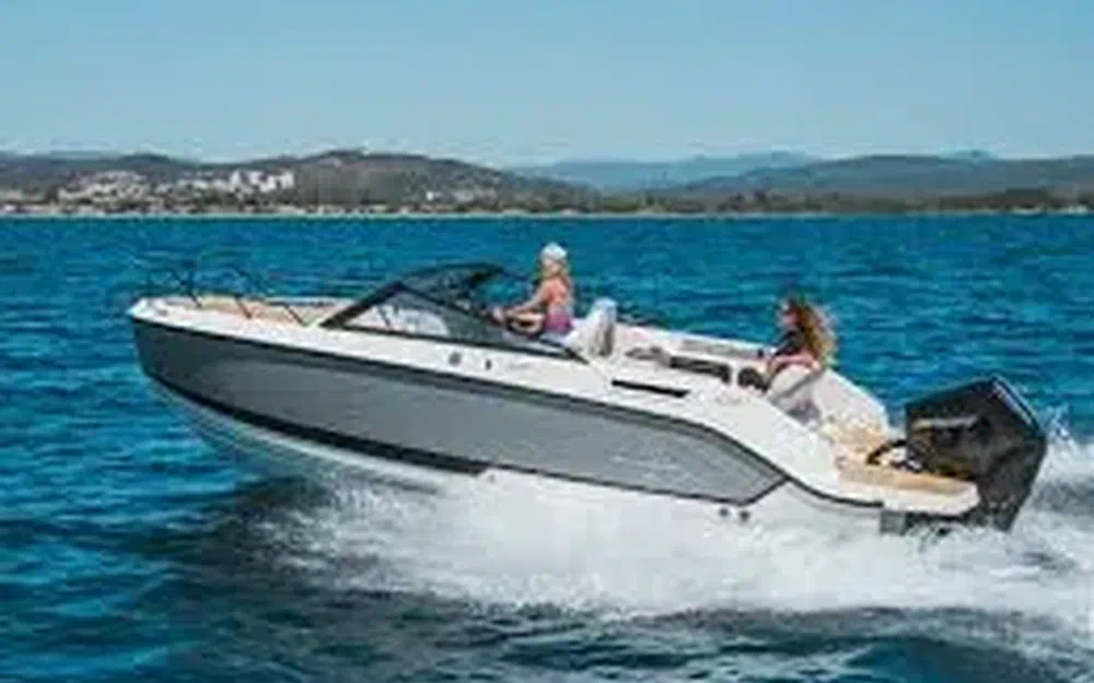 slider 9 Quicksilver 675 Cruiser
