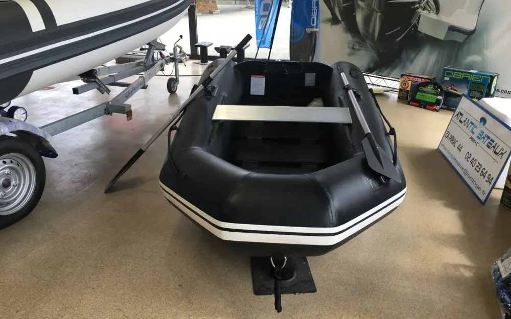 slider 0 3D Tender World Travel 235 - null